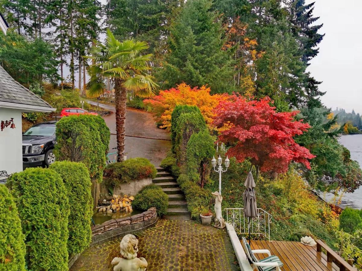 Walkon Waterfront Castle Cove Inn Chemainus Bagian luar foto